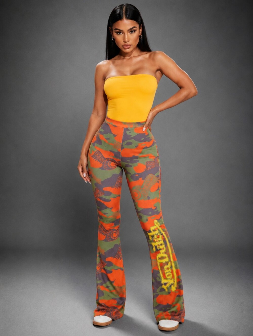 Von Dutch MEDIUM Orange Camo Flare Pants Yoga Stretch Leggings NWT